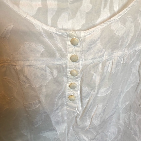 Mossimo Women's Plus Size White Cotton Top - Picture 2 of 6